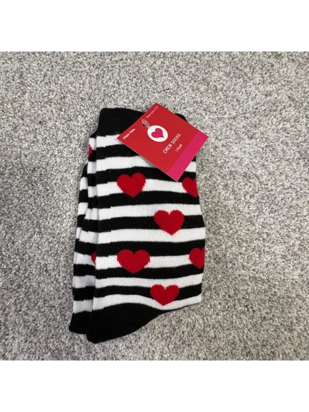 Target Heart Black White Striped Crew Socks Shoe 4-10 82% Recycled Polyester New